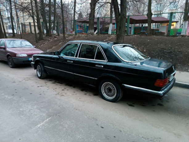 mercedes-w126-big-2