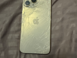 IPhone 13 Pro Max Gold, defect (ecran și capac spart), funcțional